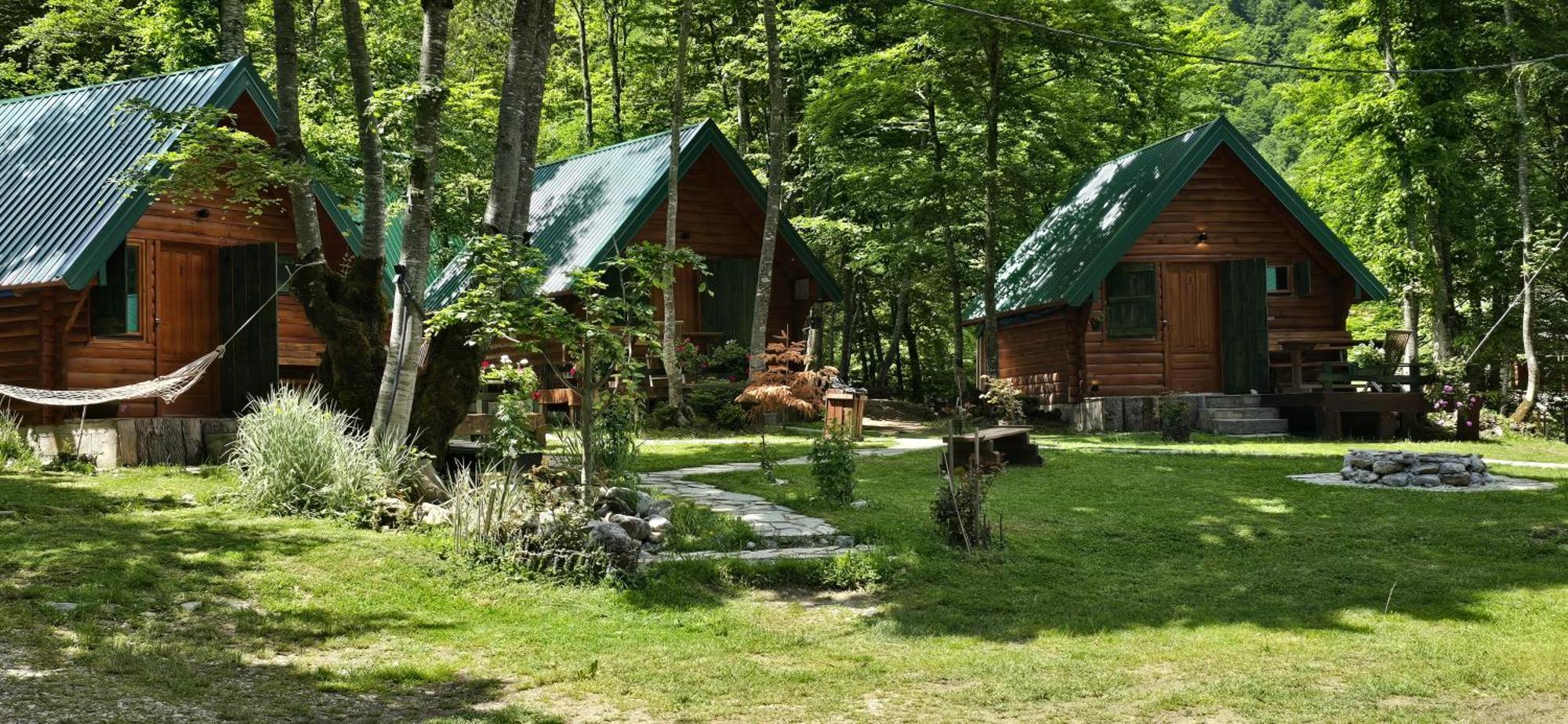 Bungalows Prokletije Gusinje Luaran gambar