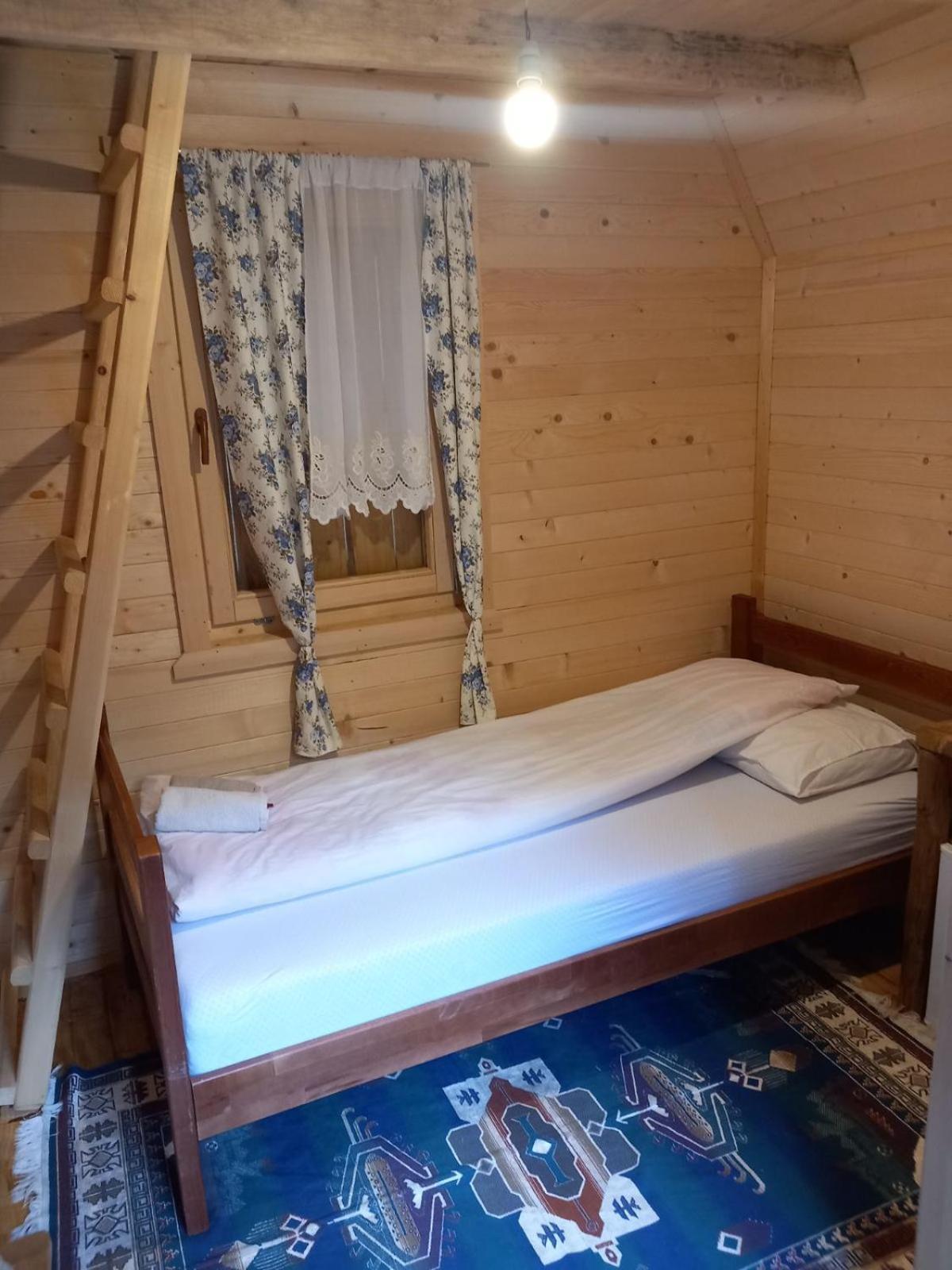 Bungalows Prokletije Gusinje Luaran gambar